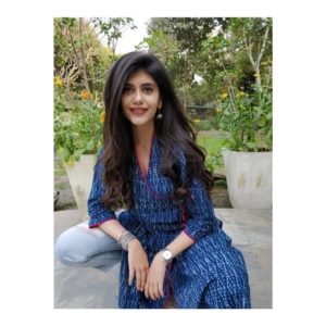 sanjana sanghi bio 